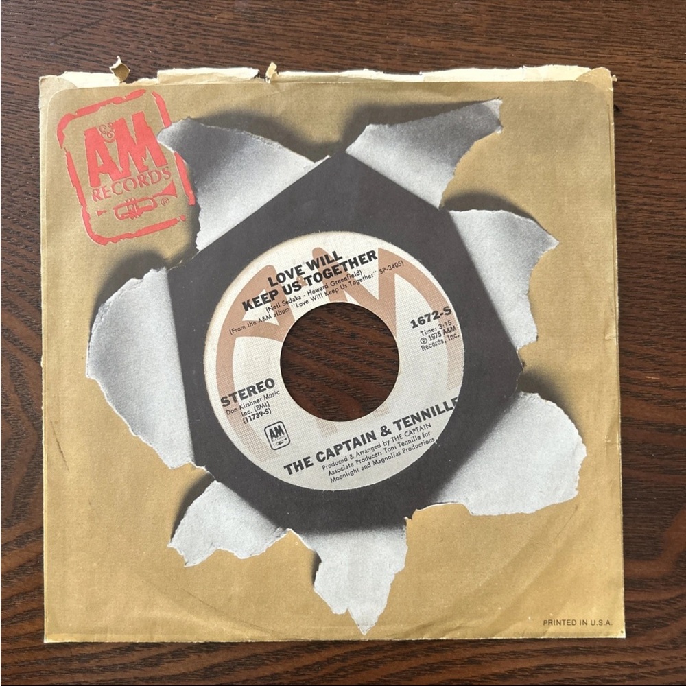 AM Records Vinyl 45rpm 7”- The Captain & Tennille ‘Love Will Keep Us Together’..
